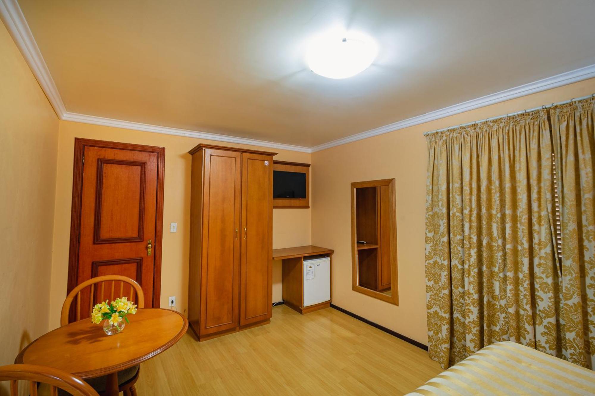 Hotel Cabanas Alto Da Serra كانيلا المظهر الخارجي الصورة